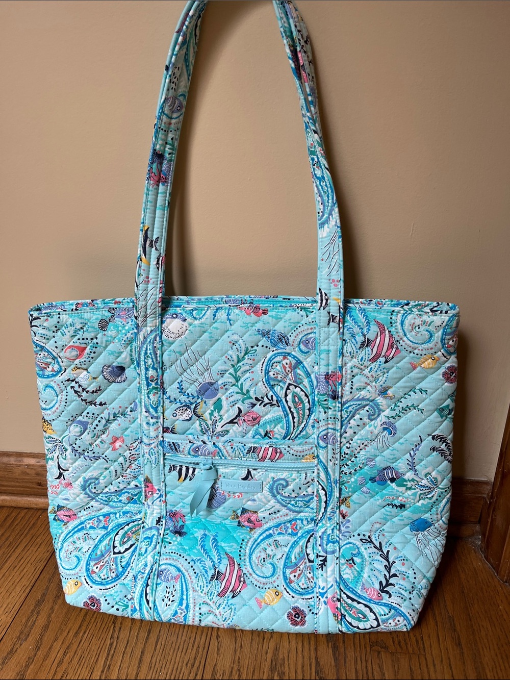 Vera Bradley Paisley Wave Large Vera Tote Bag